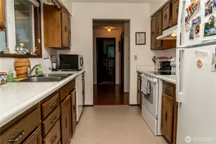1020 33rd Ave, Longview, WA 98632 - Photo 11