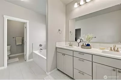 4809 240th St E, Graham, WA 98338 - Photo 15