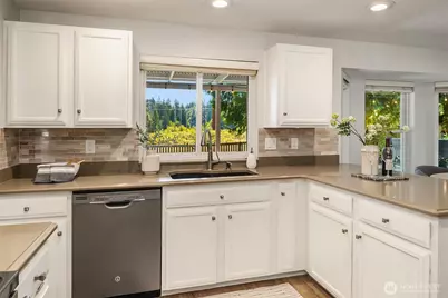 13709 NE 93rd Street, Redmond, WA 98052 - Photo 13