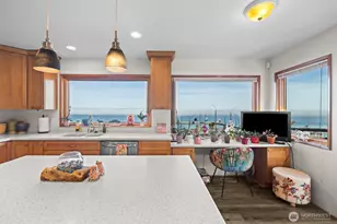 1222 Dutch Dr, Port Angeles, WA 98363 - Photo 17