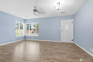 2005 Carlson Rd, Vancouver, WA 98661 - Photo 3
