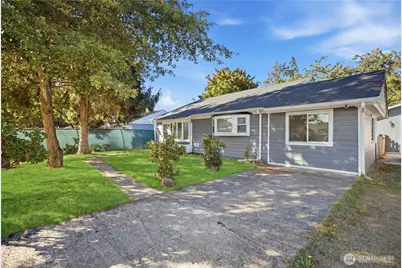 1305 S 118th Street, Tacoma, WA 98444 - Photo 3