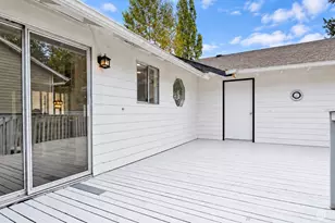 21405 124th Ave SE, Kent, WA 98031 - Photo 19