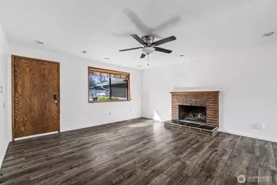 16424 126th Place SE, Renton, WA 98058 - Photo 3