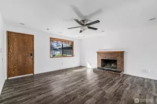 16424 126th Pl SE, Renton, WA 98058 - Photo 3