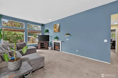 24615 Roberts Drive, Black Diamond, WA 98010 - Photo 3