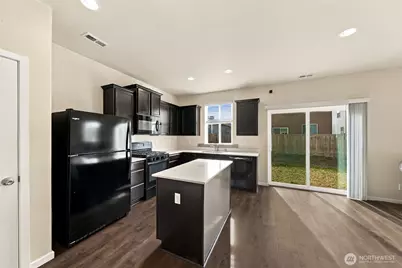 18951 112th Avenue Ct, Puyallup, WA 98375 - Photo 5