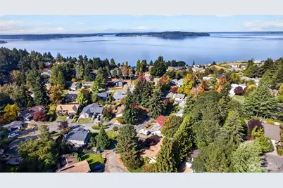 105 Lila Street, Steilacoom, WA 98388 - Photo 3