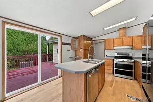 7120 Valley View Rd, Ferndale, WA 98248 - Photo 9