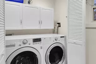 1613 N 52nd St, Seattle, WA 98103 - Photo 31