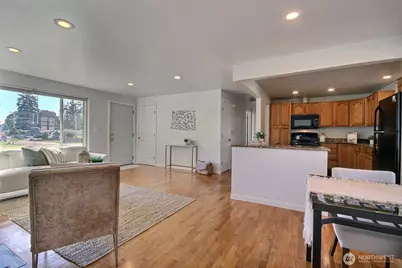2404 NE 22nd Street, Renton, WA 98056 - Photo 7
