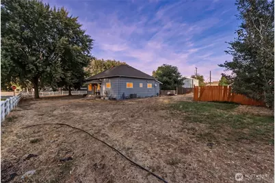 104 S B Street, Prescott, WA 99348 - Photo 5