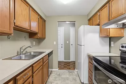 3580 Narrows View Lane NE #101, Bremerton, WA 98310 - Photo 11