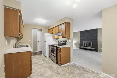 3580 Narrows View Lane NE #101, Bremerton, WA 98310 - Photo 13