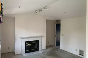 949 Aberdeen Ave NE, Renton, WA 98056 - Photo 5