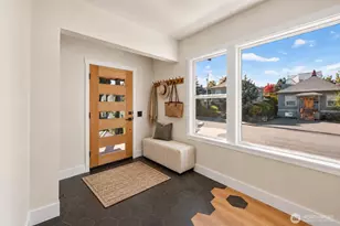5520 Brooklyn Ave NE, Seattle, WA 98105 - Photo 3
