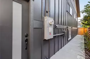 5520 Brooklyn Ave NE, Seattle, WA 98105 - Photo 21