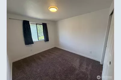 1307 Juniper Drive SE, Olympia, WA 98513 - Photo 9