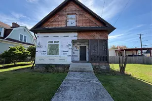 815 6th St, Anacortes, WA 98221 - Photo 1