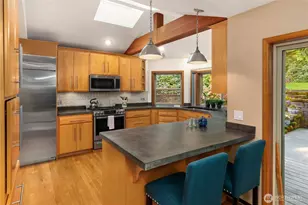 2235 Squak Mountain Loop SW, Issaquah, WA 98027 - Photo 15