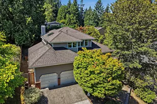 1819 221st Pl NE, Sammamish, WA 98074 - Photo 3