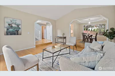1819 221st Place NE, Sammamish, WA 98074 - Photo 9