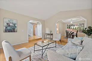 1819 221st Pl NE, Sammamish, WA 98074 - Photo 9