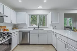 9230 Withers Pl NW, Bremerton, WA 98311 - Photo 7