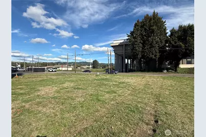 301 SW 1st Street, Kelso, WA 98626 - Photo 3
