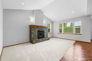 353 Windmill Ln, Burlington, WA 98233 - Photo 7