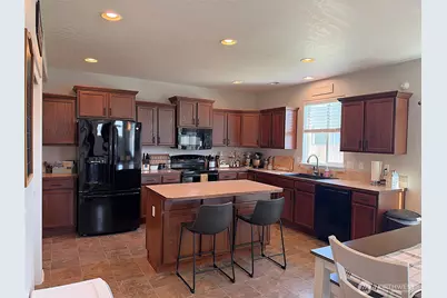 813 S Lakeland Drive, Moses Lake, WA 98837 - Photo 5