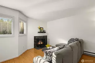 3024 NE 143rd St, Seattle, WA 98125 - Photo 3