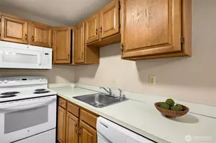 3024 NE 143rd St, Seattle, WA 98125 - Photo 13