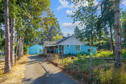 11818 14th Avenue S, Seattle, WA 98168 - Photo 1