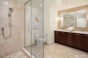 10700 NE 4th St, Bellevue, WA 98004 - Photo 23