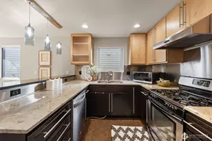 2255 NW 63rd St, Seattle, WA 98107 - Photo 7