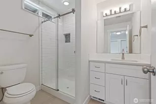 2502 Lexington St, Steilacoom, WA 98388 - Photo 15