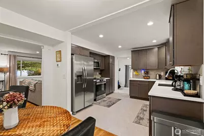 710 141st Street S, Tacoma, WA 98444 - Photo 9