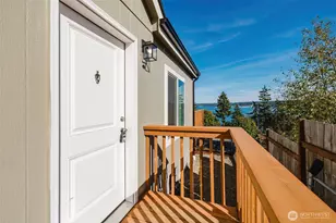 2050 1st Ave W, Bremerton, WA 98312 - Photo 5