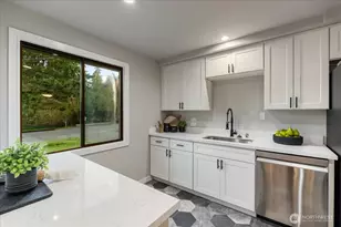 2134 N 193rd St, Shoreline, WA 98133 - Photo 9