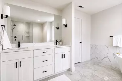 9941 Barnes Lane S, Tacoma, WA 98444 - Photo 19