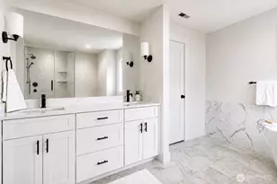 9941 Barnes Ln S, Tacoma, WA 98444 - Photo 19