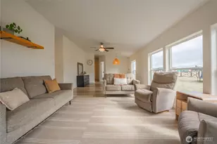 138 Rodeo Ln, Toledo, WA 98591 - Photo 5