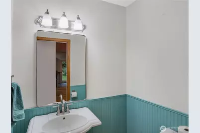721 N West Camano Drive, Camano Island, WA 98282 - Photo 13