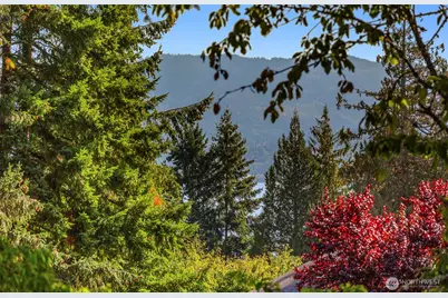 940 178th Place NE, Bellevue, WA 98008 - Photo 11