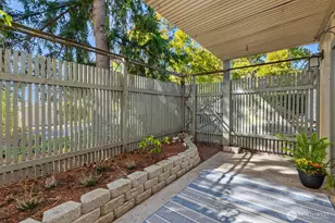 350 Grow Ave NW, Bainbridge Island, WA 98110 - Photo 9