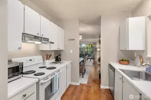 350 Grow Ave NW, Bainbridge Island, WA 98110 - Photo 15