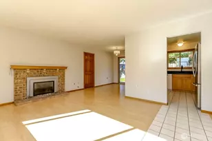 11216 SE 228th Pl, Kent, WA 98031 - Photo 3