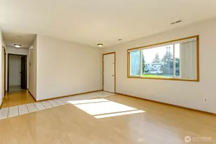 11216 SE 228th Pl, Kent, WA 98031 - Photo 5