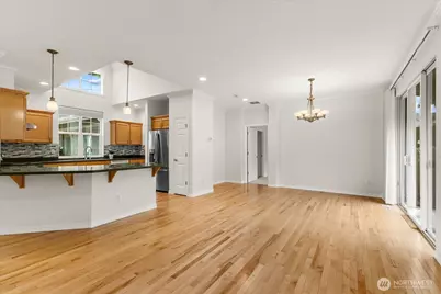 12724 Sunbreak Way NE, Redmond, WA 98053 - Photo 5